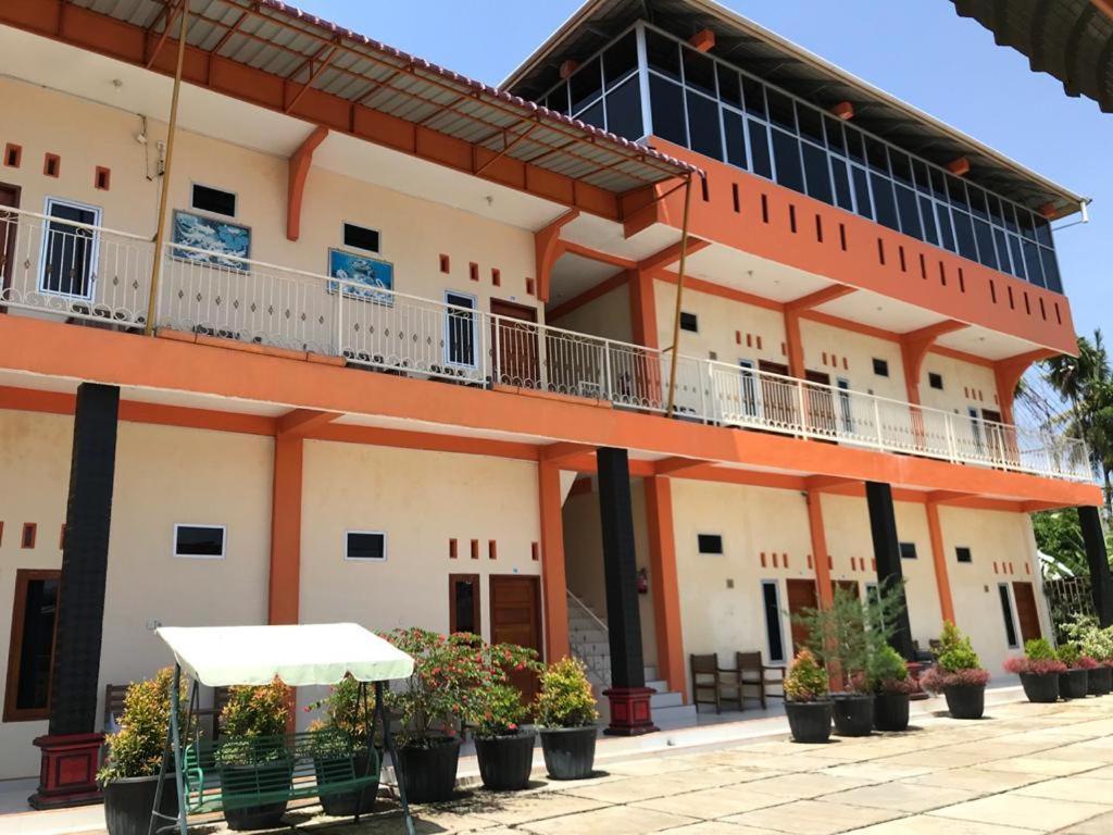 Penginapan Intan Bandara Padang  Exteriör bild